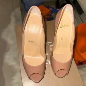 Christian Louboutin New Very Privé 120MM Patent Leather Pumps size 7